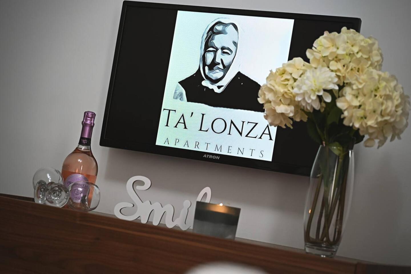 Fl 2 Ta'Lonza Luxury With Hot Tub By Homely Mellieħa Екстериор снимка
